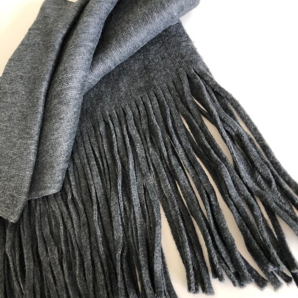 LUCKY BRAND Women's Scarf Wrap with 12" Fringe NWT - Picture 6 of 6